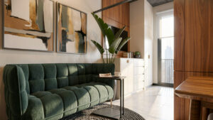 4-mono-lounge